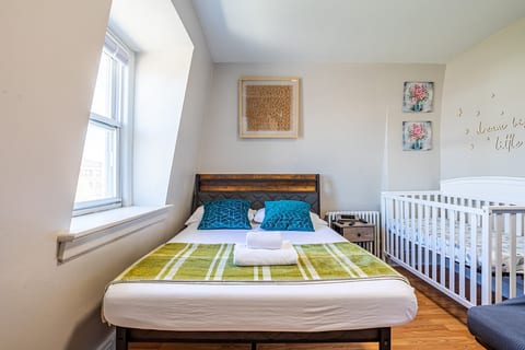Bedroom 4 (2nd floor) — Full bed + Crib. Sleeps 2.