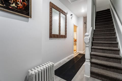 Grand Mansion 9BR-5BA-24Beds | MetLife-NYC-Parking