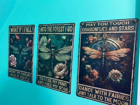 Dragonfly Room - Cottage East