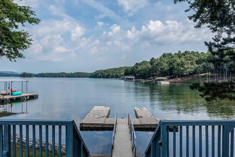 Happy Retreat at Lake Nottely