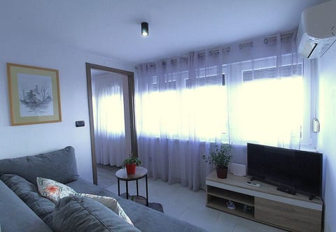 Apartment Centar - Unit 376780-13