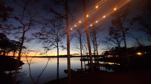 Luxury Secluded Lake Home King Beach Views Dock