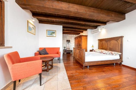 Apartments Brela with pool - Unit 378347-13
