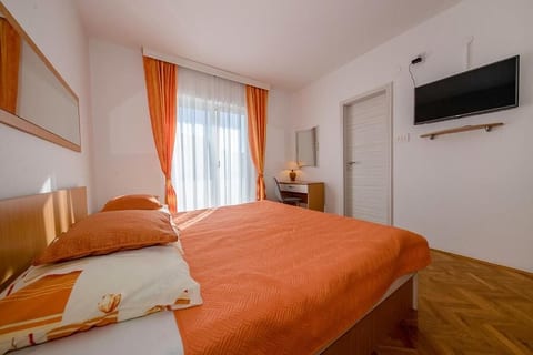 Apartments Lili - Unit 378357-13