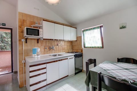 Apartments Anna - Unit 47728-61
