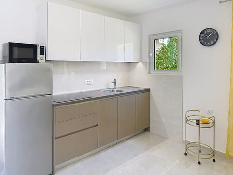Apartments Cubranic/Brnic - Unit 54066-61