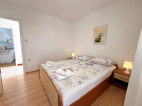 Apartments Dragica C. - Unit 124868-15