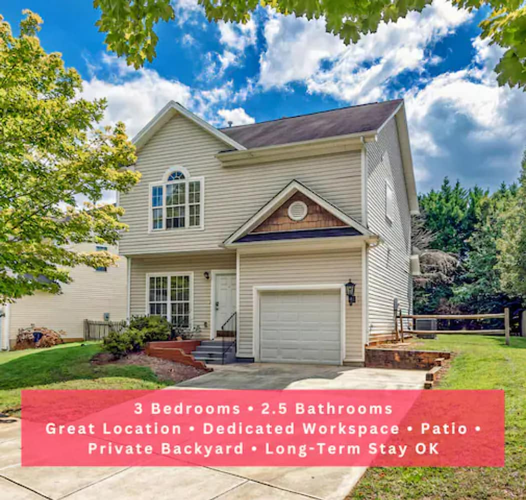 3 BR House in Huntersville w/ Garage *Pet Friendly image 1