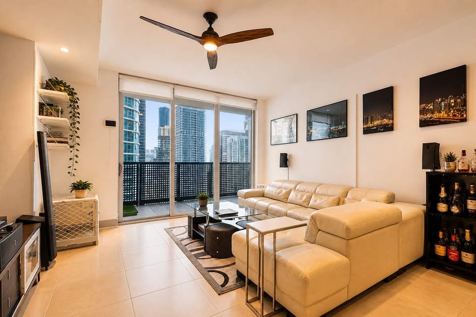 Brickell 1BR: Pool, Sauna, Gym, Walkable - Miami