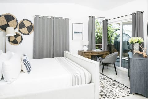 Oceanview Escape | Walk to Cruz Bay & Beaches