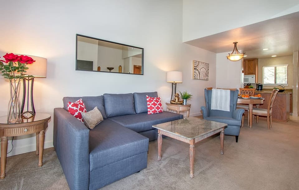 Luxury Napa Condo | Golf Views & Prime Location - Napa
