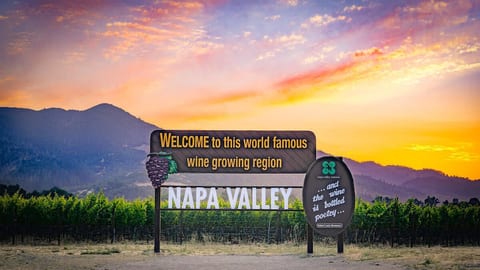 Charming Napa Retreat | Walk to Wineries & Dining