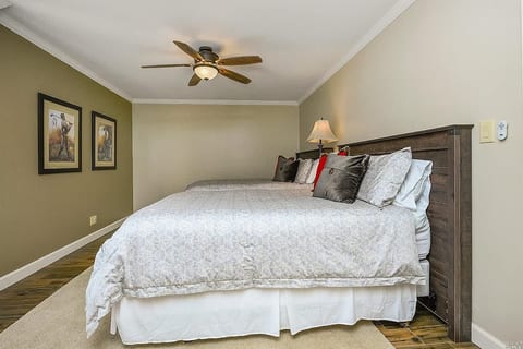 Elegant Napa Retreat | Luxe Beds & Prime Location
