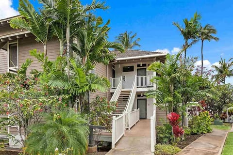 Wailea Luxury Retreat | Walk to Beach & Shops