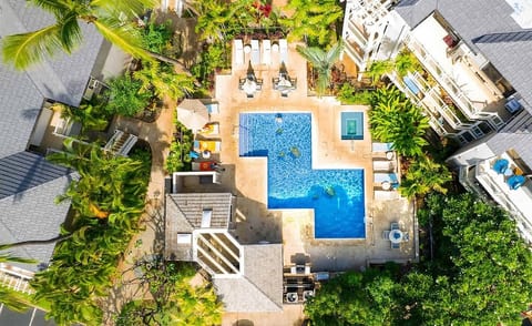 Serene Maui Retreat | Walk to Beach & Shops