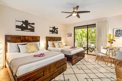 Serene Maui Retreat | Walk to Beach & Shops