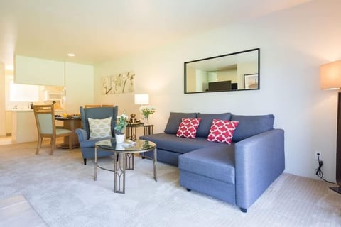 Pet-Friendly Silverado Condos with Pool & Golf Course View