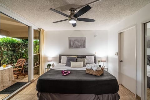 Steps to Beach! Chic 2BR at Maui Banyan Resort