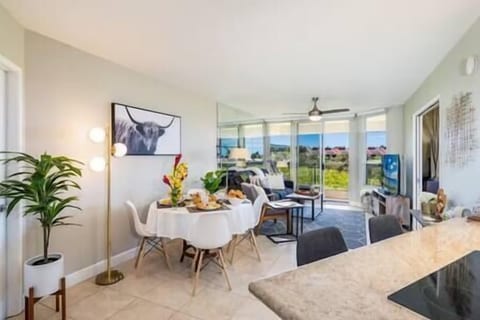 Oceanfront, Resort-Style Condos w/ Pool & Private Lanai