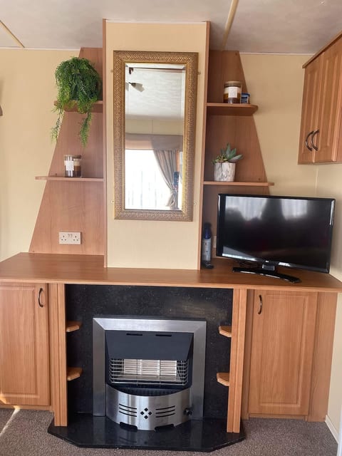 Bronze Caravan Sleeps 8 No Pets