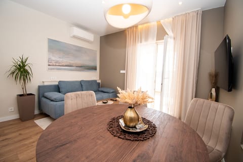 Apartments Jugo i Maestral - Unit 378359-13