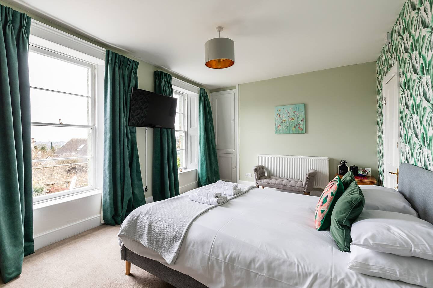 Green Room at the Fabulous Richmond Arms Pub