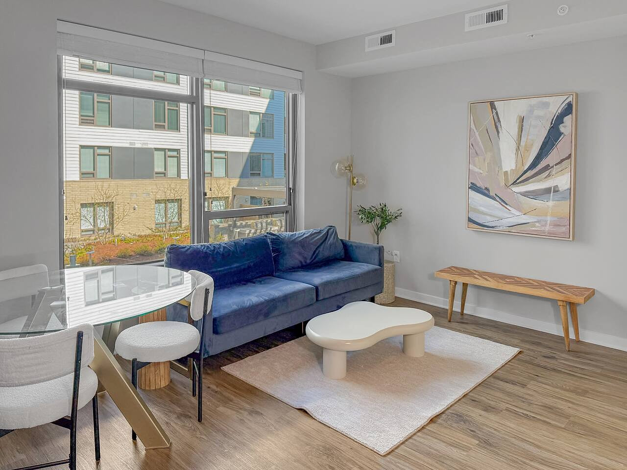 Sunlit & Chic Jr 1BR | Ballston Mall + Metro Walk