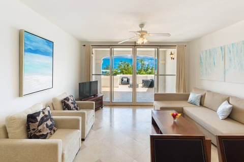 Ocean Views Modern 1 Bedroom