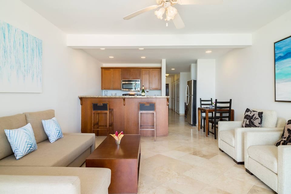 Ocean Views Modern 1 Bedroom - The Bight Settlement