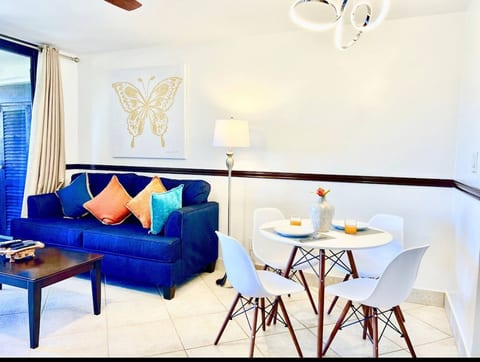 Sapphire Beachfront Renovated Villa 1200 SF! - Free Wi-Fi
