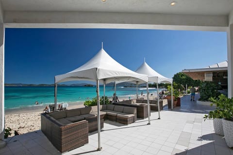 Crystal Cove Sapphire Beach - Spacious Condo, Pool Tennis WiFi