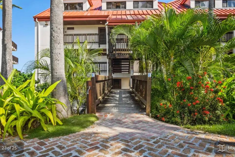 Sapphire Beachfront Condo - Central