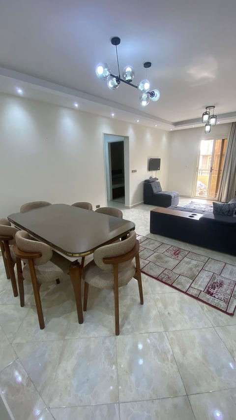 Comfy Stylish Apartment in Gardenia East Cairo