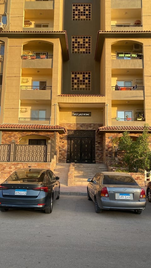 Comfy Stylish Apartment in Gardenia East Cairo