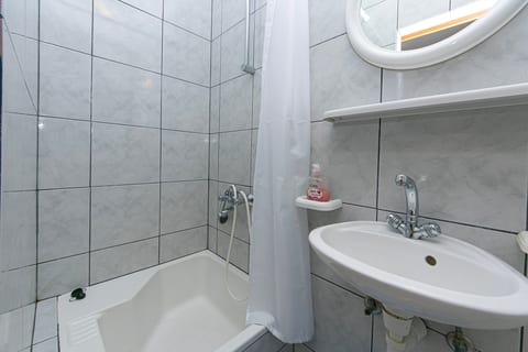 Apartments Makarska 2 - Unit 378352-13