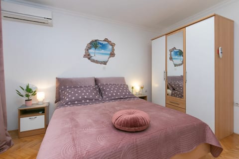 Apartments Makarska 2 - Unit 378352-13