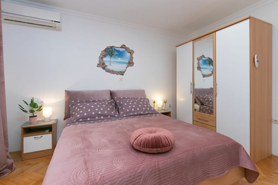 Apartments Makarska 2 - Unit 378352-13 - Croatia