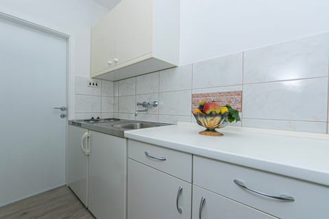 Apartments Makarska 2 - Unit 378353-13