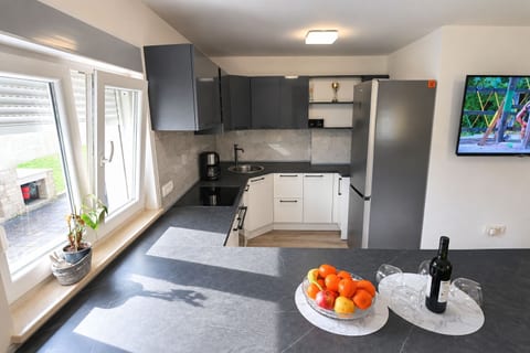 House Ivana - Unit 378368-13