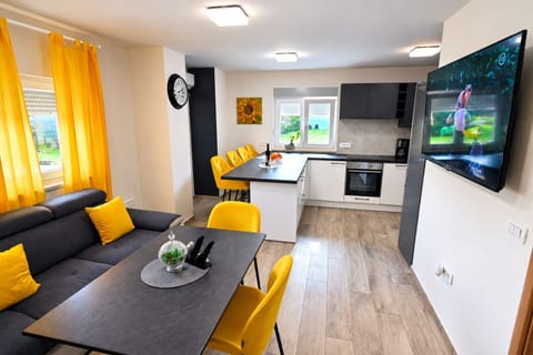 House Ivana - Unit 378368-13