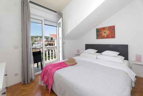 Apartments Tija - Unit 378369-13