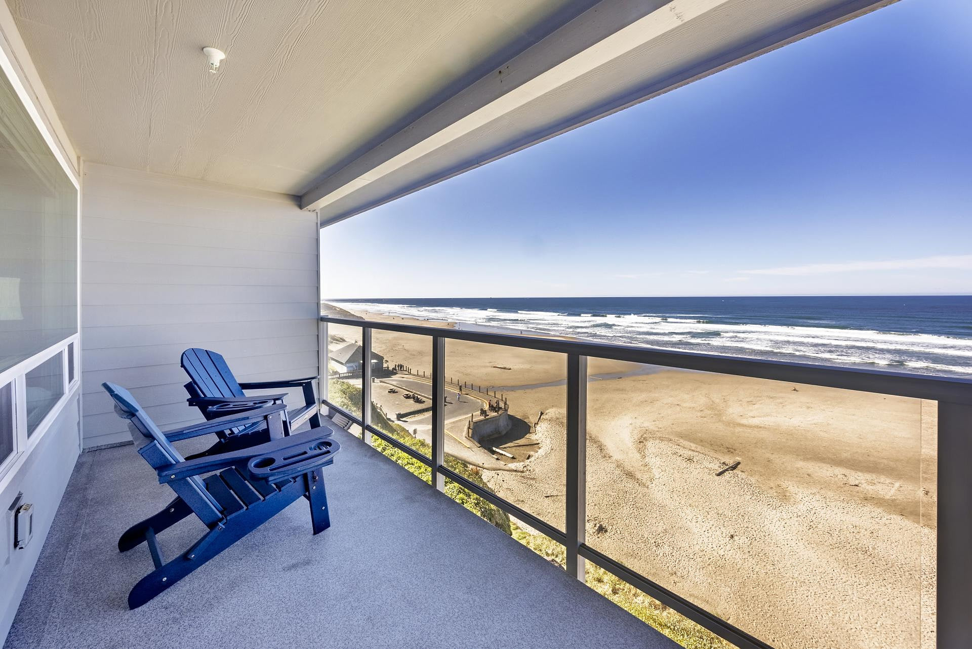 2 Kings 2 Bath Spa Tub! Amazing Oceanfront Views!