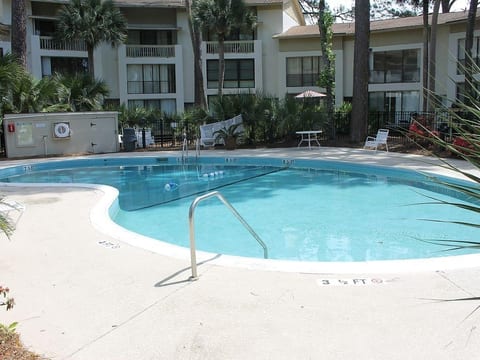 5 min walk to the beach- Close to Coligny Sleeps 6 image 2
