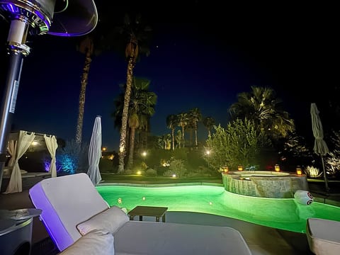Welcome to The Villa...Walk to Coachella!