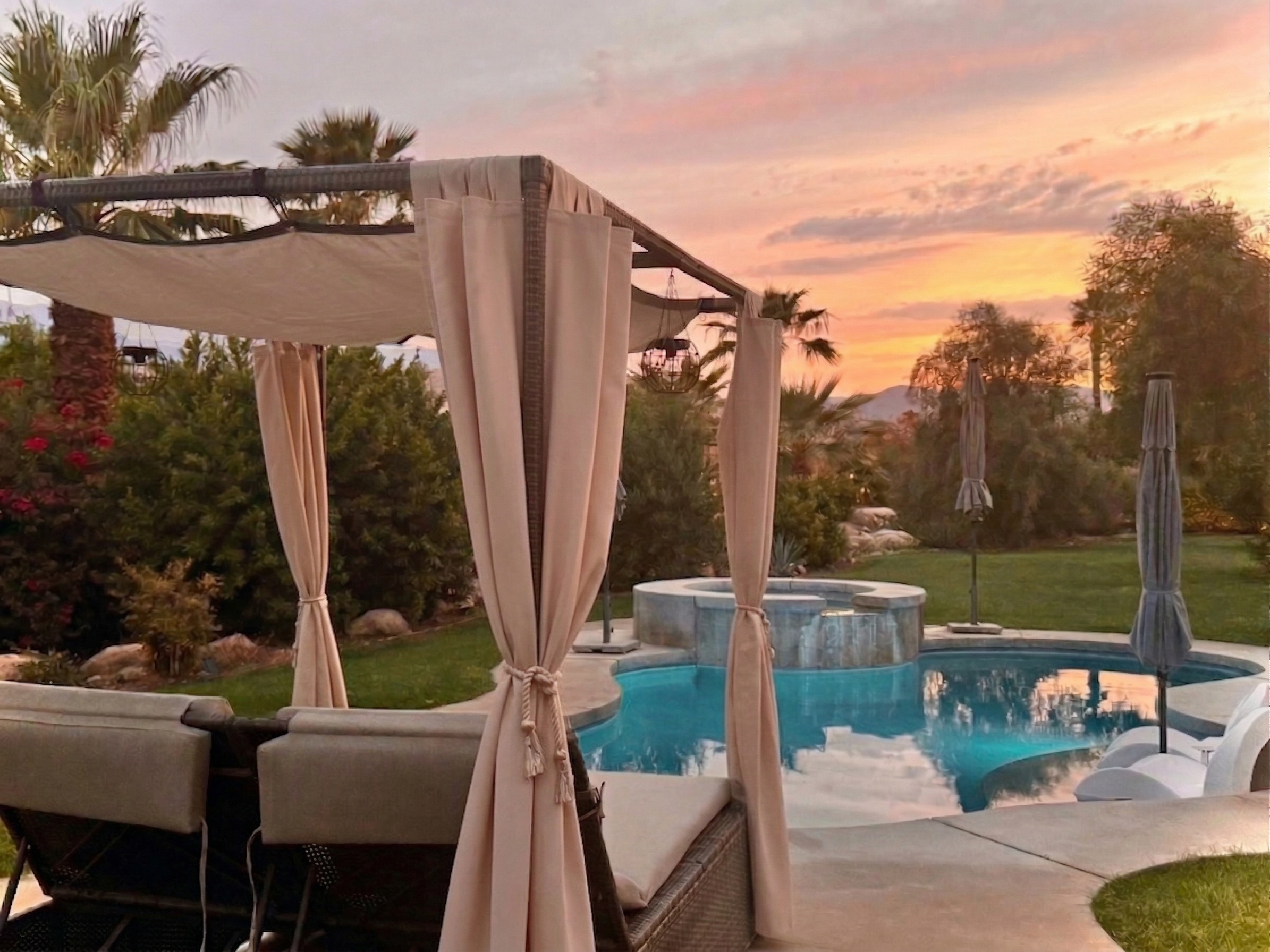 Welcome to The Villa...Walk to Coachella!