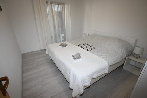Apartment Milankovic - Unit 378379-13