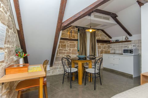 Apartment and Rooms Desideria - Unit 378367-13