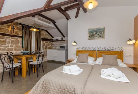 Apartment and Rooms Desideria - Unit 378367-13