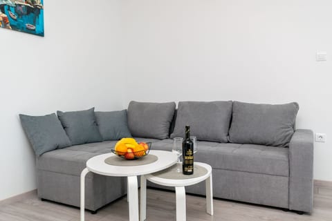 Apartment Comfort - Unit 378373-13