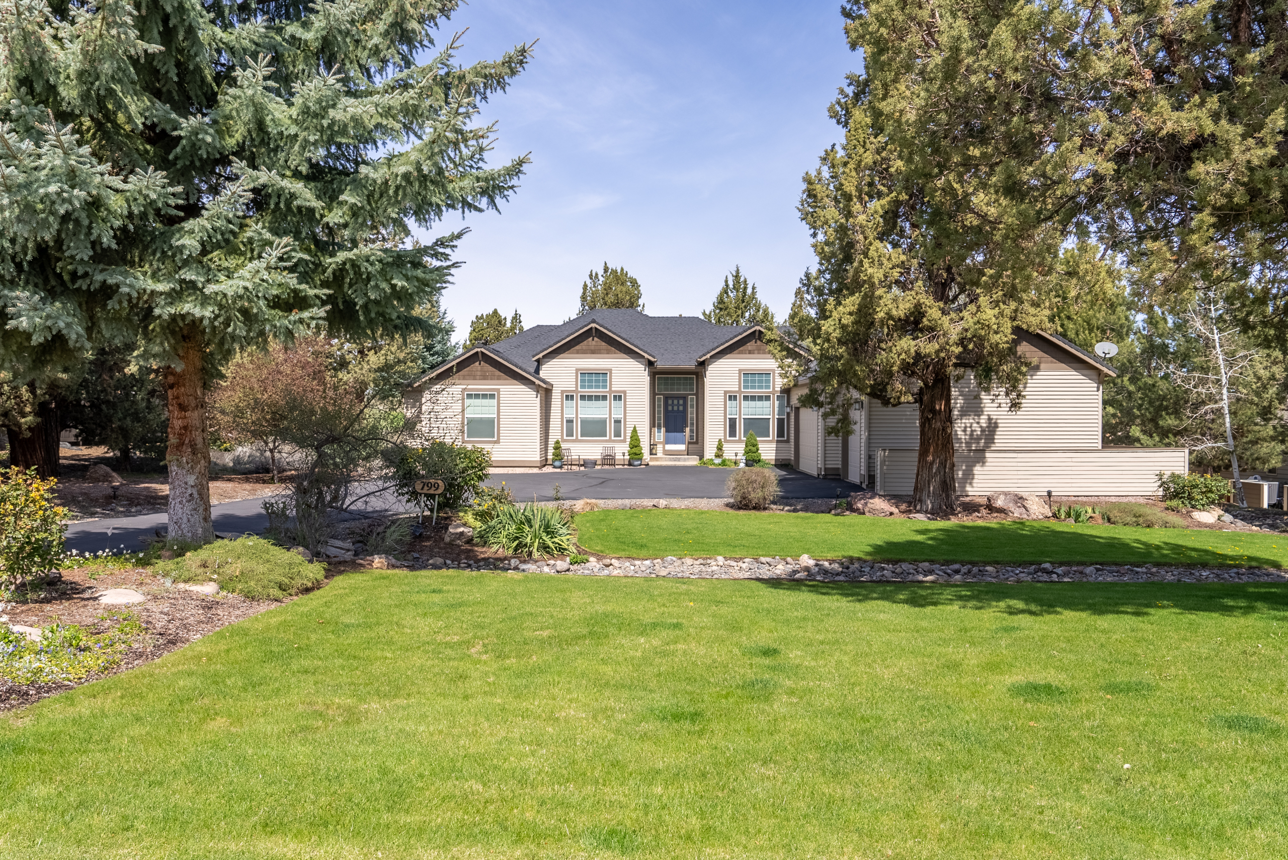 Casual Waters Inn at Eagle Crest Resort - Redmond